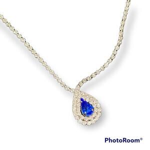 Blue accent rhinestone necklace